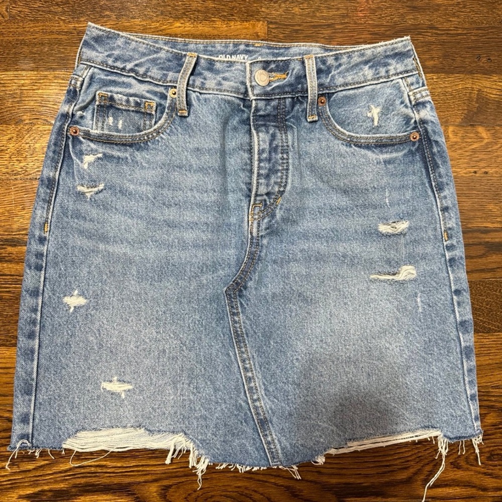 Old navy distressed size 0 high rise mini denim skirt